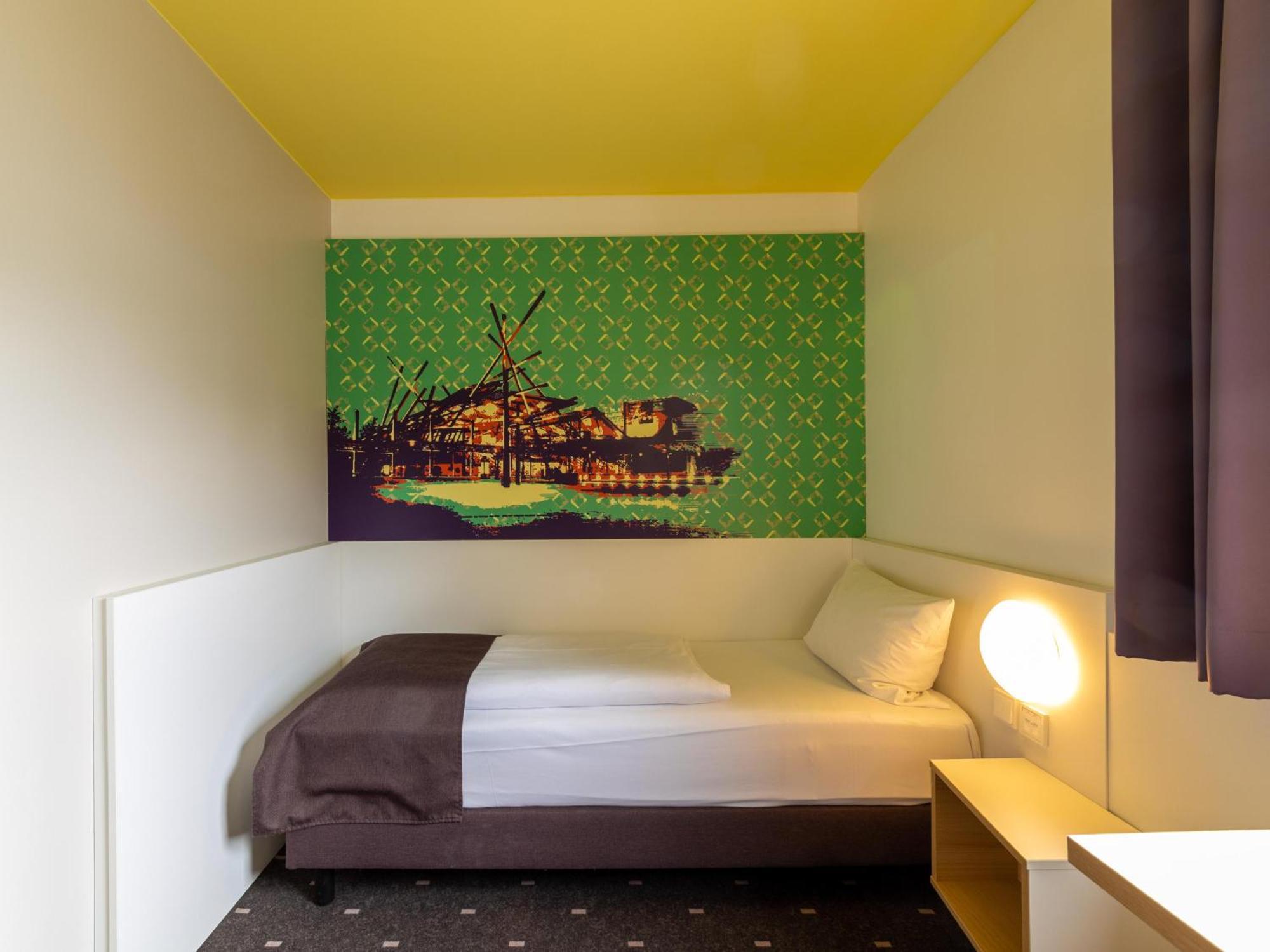 B&B Hotel Oberhausen Am Centro Eksteriør billede