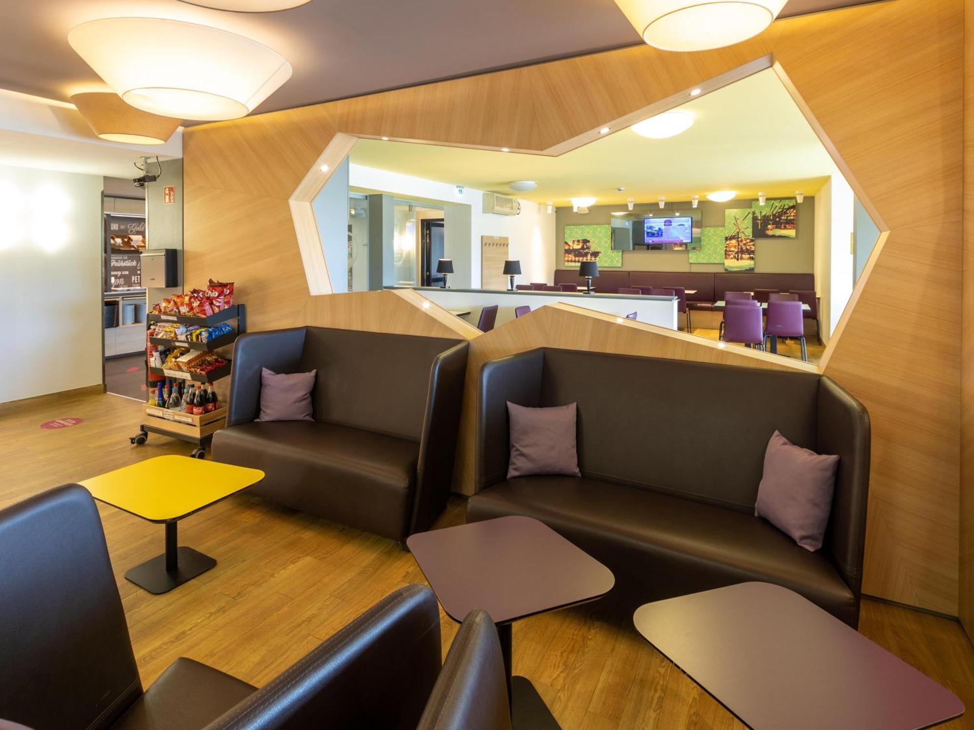 B&B Hotel Oberhausen Am Centro Eksteriør billede